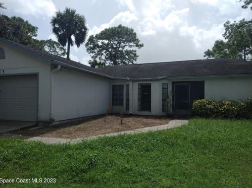 4985 Mayflower St, Cocoa, FL 32927-3010
