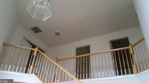 224 Park Gate Dr, Leesburg VA  20175-6109 exterior