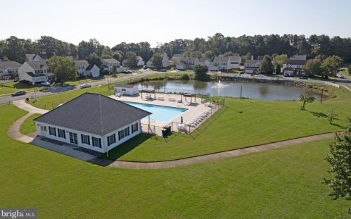 244 Kentland Ave, Dover DE  19901-5292 exterior