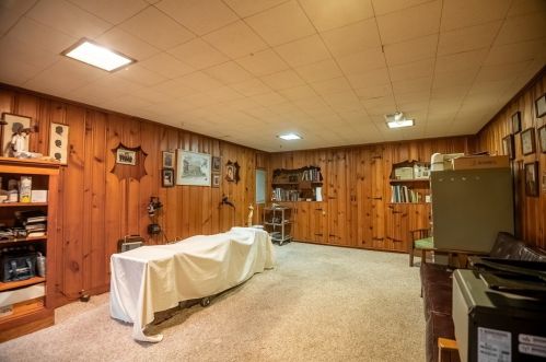 956 Mayfield Rd, Hermitage PA  16150-1846 exterior