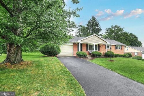 117 Raypaula Dr, Shrewsbury, PA 17361-1409