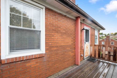 4001 Ctr Ave, Whitaker PA 15120-3417 exterior