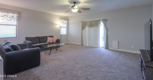 1888 Hubbard Ln, Casa Grande AZ  85122-6742 exterior