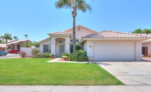1747 Olive Ave, Gilbert, AZ 85234-8161