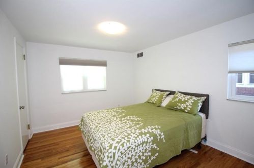 6108 Stanton Ave, Pittsburgh PA  15206-2266 exterior