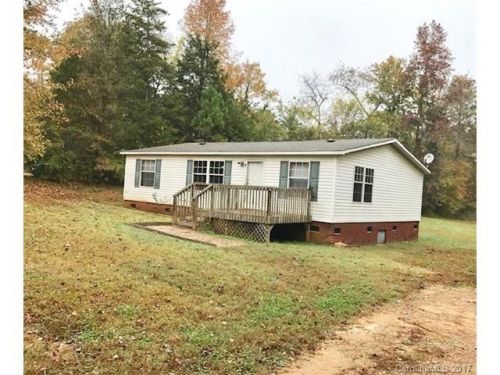 319 Aquarius Dr, Lake Wylie, SC 29710-6808