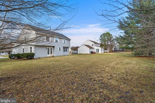 17 Sugarmaple Ln, Erial NJ  08081-3035 exterior