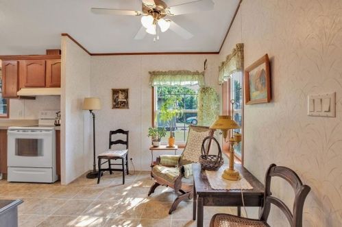 1806 8th St, Beaver Falls PA  15010-2808 exterior