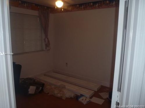 2124 171st Ter, Hollywood FL  33028-2054 exterior