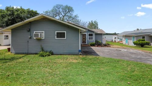 8048 Woodvale Rd, Fort Worth, TX 76135-4431