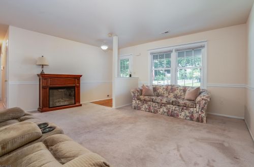 34 Bristol Ave, Flemington NJ  08822-1814 exterior