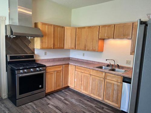 213 Park Ave, Perkinstown, WI 54451-1418