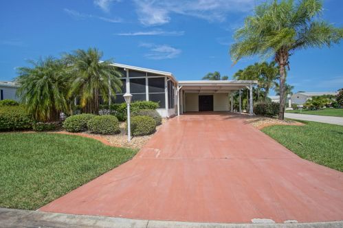 7868 Horned Lark Cir, Fort Pierce, FL 34952-3197