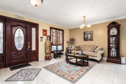 157-18 86th St, Jamaica, NY 11414-1201