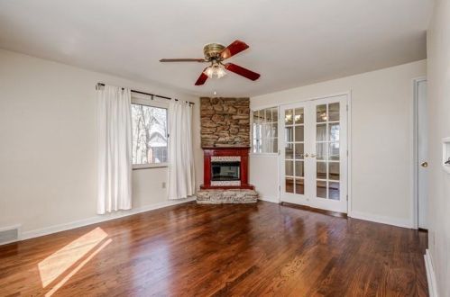 133 Fairview Ave, Pittsburgh, PA 15220-5819