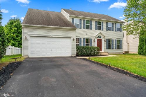 608 Archibald Ln, Florence NJ  08518-4010 exterior