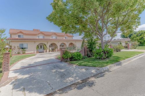 12070 Morning Ave, Downey CA  90242-2324 exterior