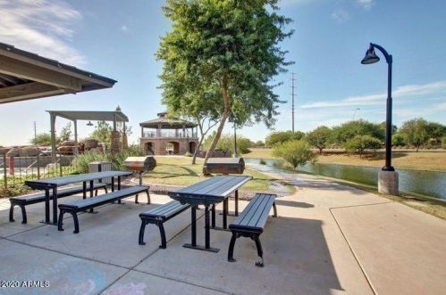 4926 Quiet Way, Gilbert AZ  85298-0648 exterior