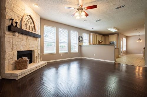 1519 Rustic Timbers Ln, Lewisville TX  75028-1432 exterior