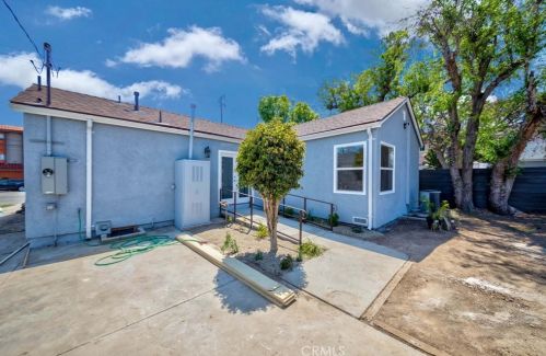 4567 120th St, Hawthorne CA  90250-2965 exterior