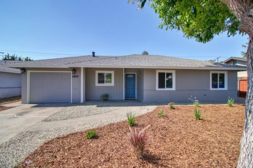 6809 Stoneman Dr, North Highlands, CA 95660-3754