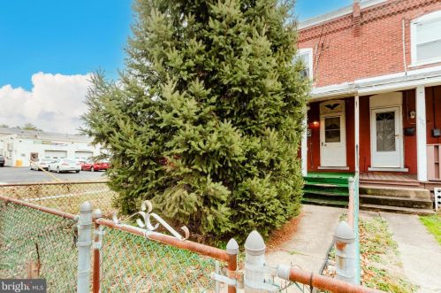 627 Cannon Ave, Lansdale, PA 19446-1817