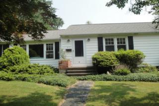 37 Palisade Ave, Bridgeport CT  06610-2242 exterior