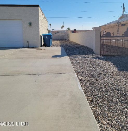 2760 Southwind Ave, Lake Havasu City, AZ 86406-8576
