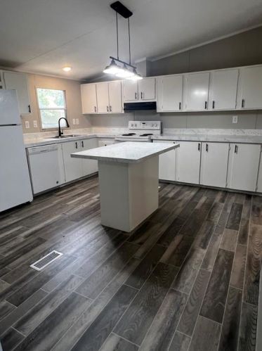 16479 Pisces Rd, Conroe, TX 77306-5984