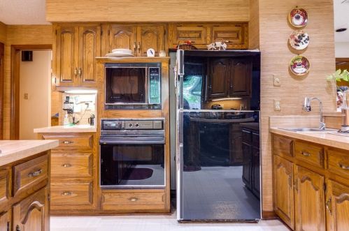 702 Mount Vernon Dr, Richardson TX  75081-5336 exterior