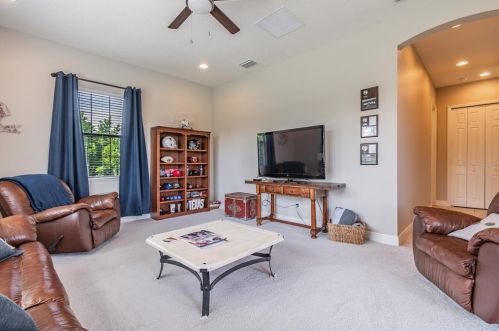 8147 Swiss Chard Cir, Land O Lakes FL  34637-7596 exterior