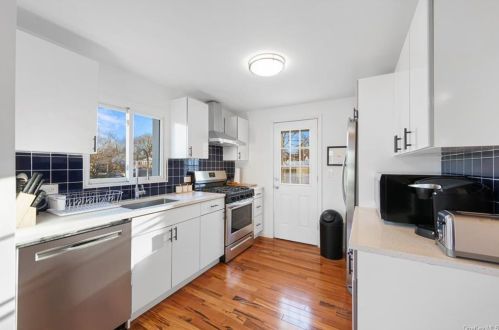 17 State St, Middletown NY  10940-6707 exterior