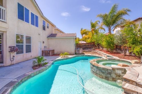 28926 Kennebunk Ct, Temecula CA  92591-7534 exterior