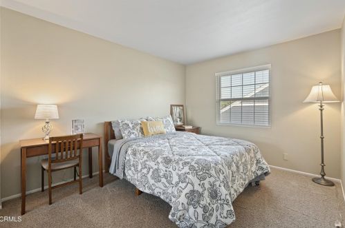 1640 Rivas Ln, Oxnard CA 93035-2749 exterior