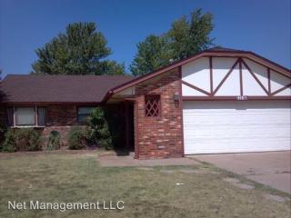 2201 Crystal Dr, Oklahoma City OK  73160-5529 exterior