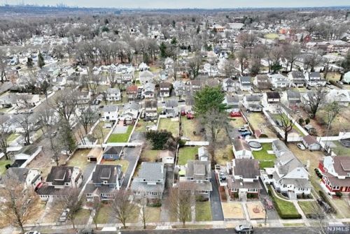 60 Garden St, Teaneck NJ  07666-5919 exterior