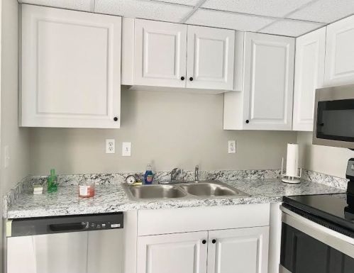 152 Flanders D, Delray Beach, FL 33484-5257