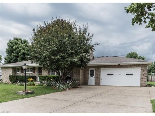 572 Dale Ave, Bolivar, OH 44612-9707