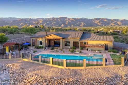 3052 Deer Track Rd, Tucson, AZ 85749-9567