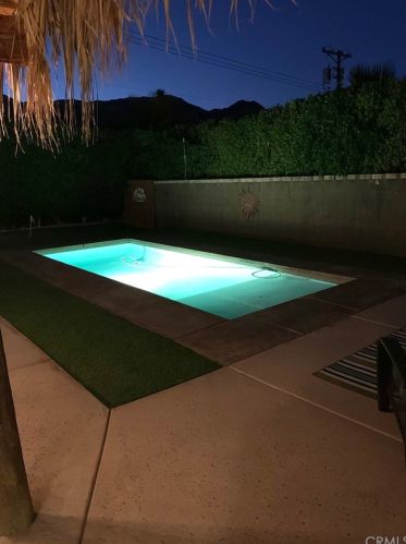 52777 Eisenhower Dr, La Quinta CA  92253-3358 exterior