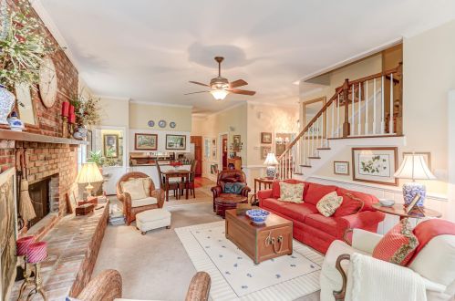 29 Beachwood, Isle Of Palms SC  29451-2815 exterior