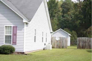 3611 Highland Dr, Ayden, NC 28513-3029
