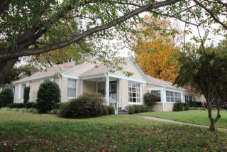 398 Highland St, Memphis, TN 38111-4421
