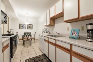 11540 Apache Dr, Cleveland OH  44130-9005 exterior