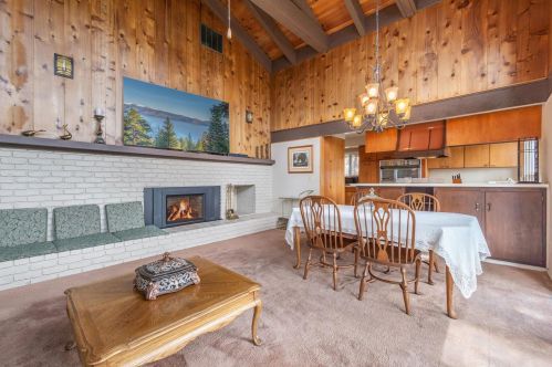 12726 Richards Blvd, Truckee CA  96161 exterior