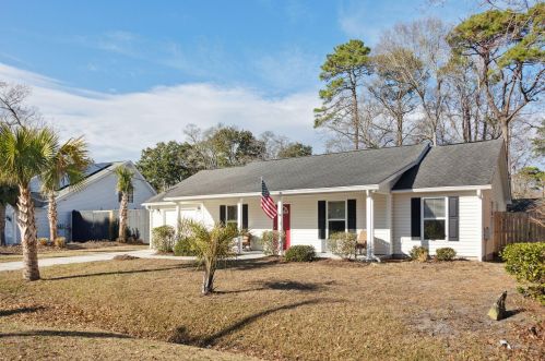 2986 Blackfish Rd, Johns Island SC  29455-3902 exterior