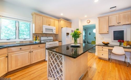 70 Mountain Ave, Bloomfield NJ  07003-3022 exterior