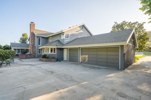 1022 Oak Canyon Ln, Glendora CA  91741-2256 exterior