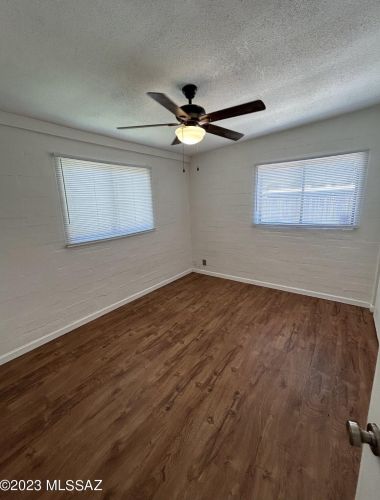 1037 Prince Rd, Tucson AZ  85705-3108 exterior