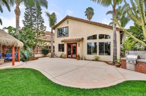 1456 Sapphire Dr, Carlsbad CA 92011-1200 exterior